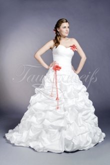 Beispiel für ein Brautkleid aus Taft